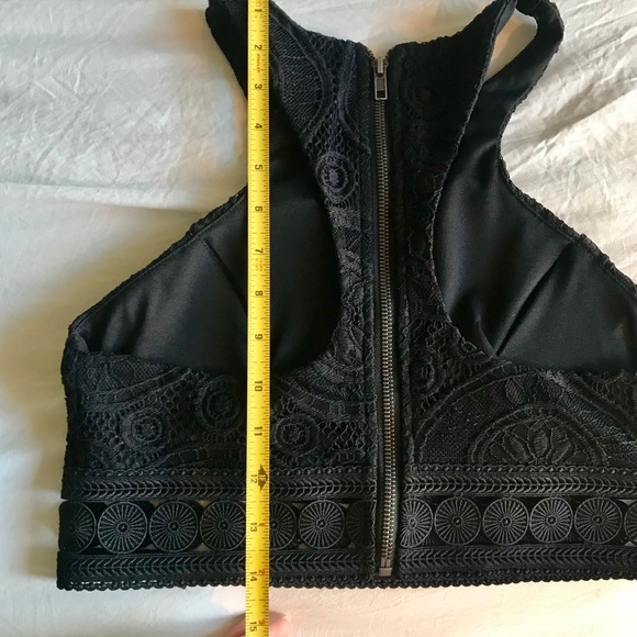 Woven black crop top SZ M - Picture 7 of 8